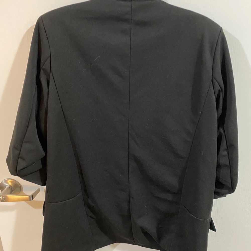Blazer - Picture 3 of 3